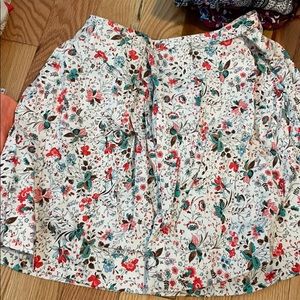 Gap pleated floral print skirt